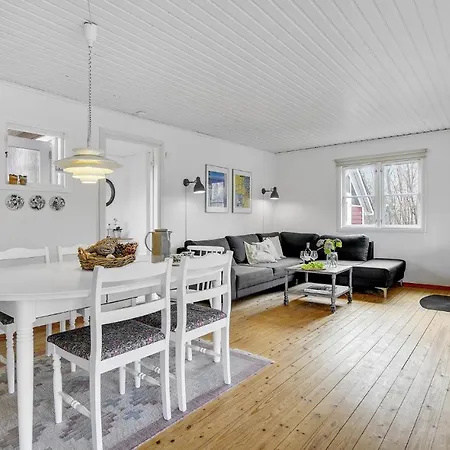 3 Bedroom Amazing In Nykobing Sj Holiday home *